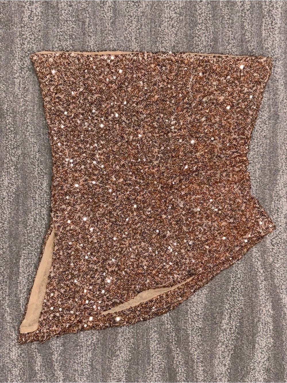 Edikted Gold Sequin Asymmetric Strapless Top Y2K Fairy Lined Slit Women’s Sz M - Picture 2 of 5
